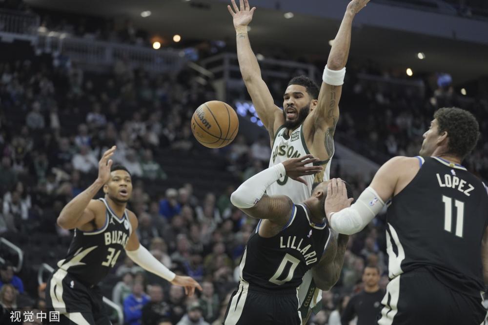 在场上展现 在场上展现