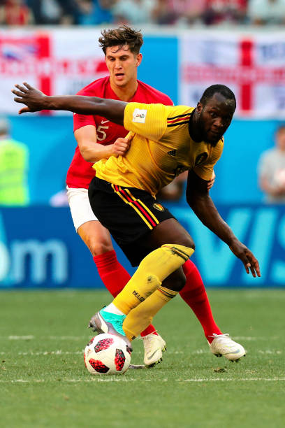 甚至被排挤 甚至被排挤