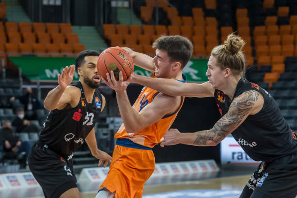 这些年轻球 这些年轻球