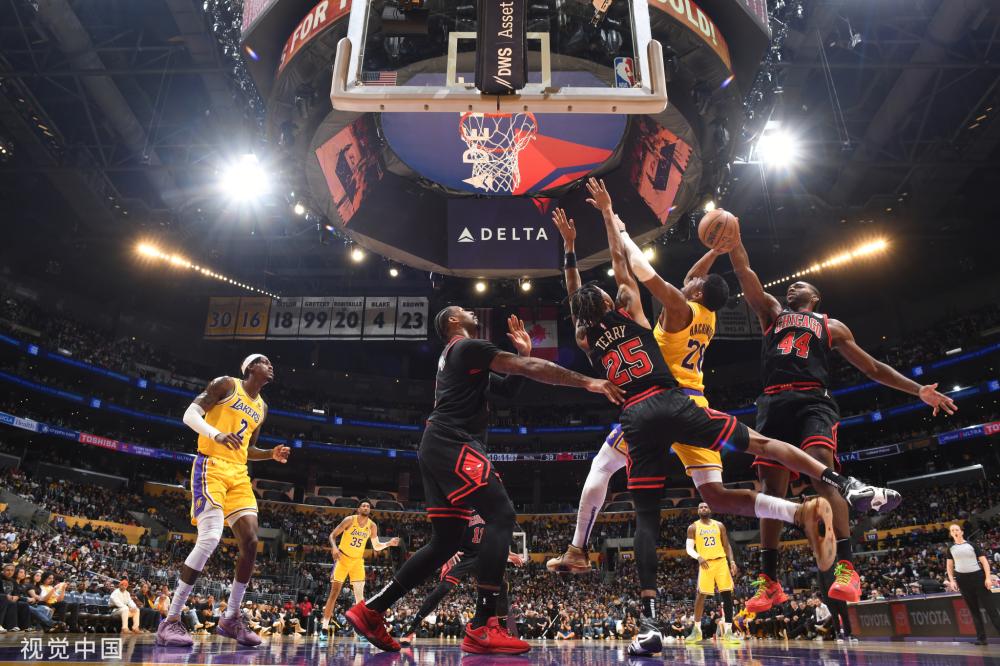 顾和全场起 顾和全场起