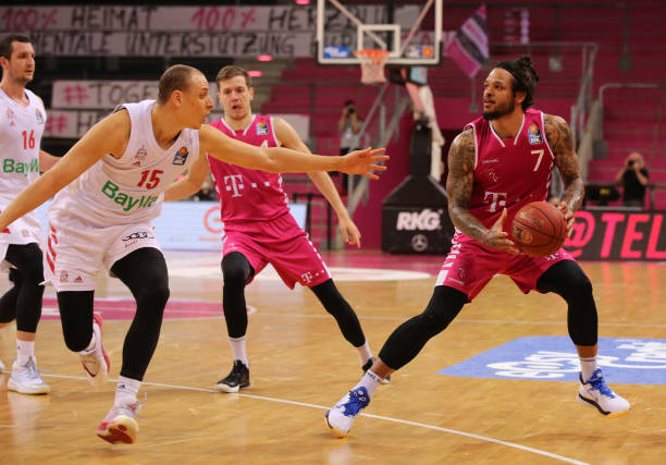 报告还是媒 报告还是媒